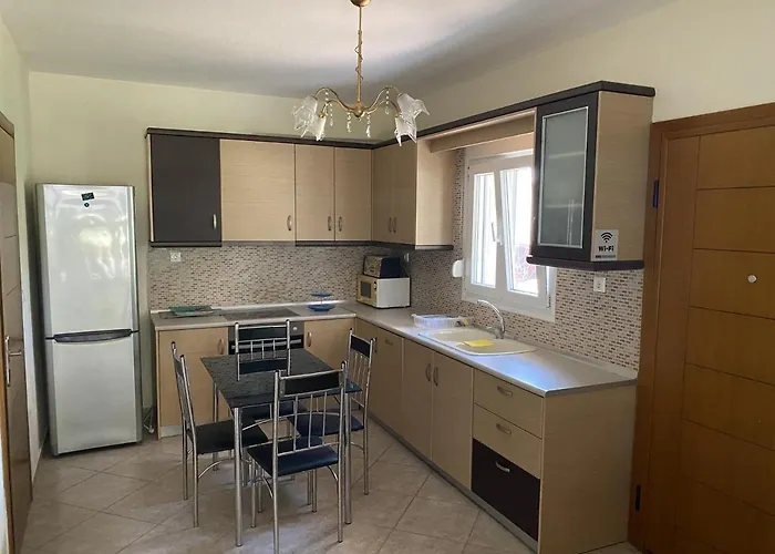 Kalives Sithonia Family House *